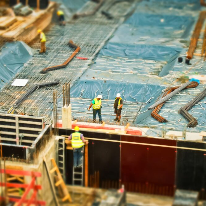 Varför det är viktigt att bära rätt arbetskläder för byggnadsarbetare